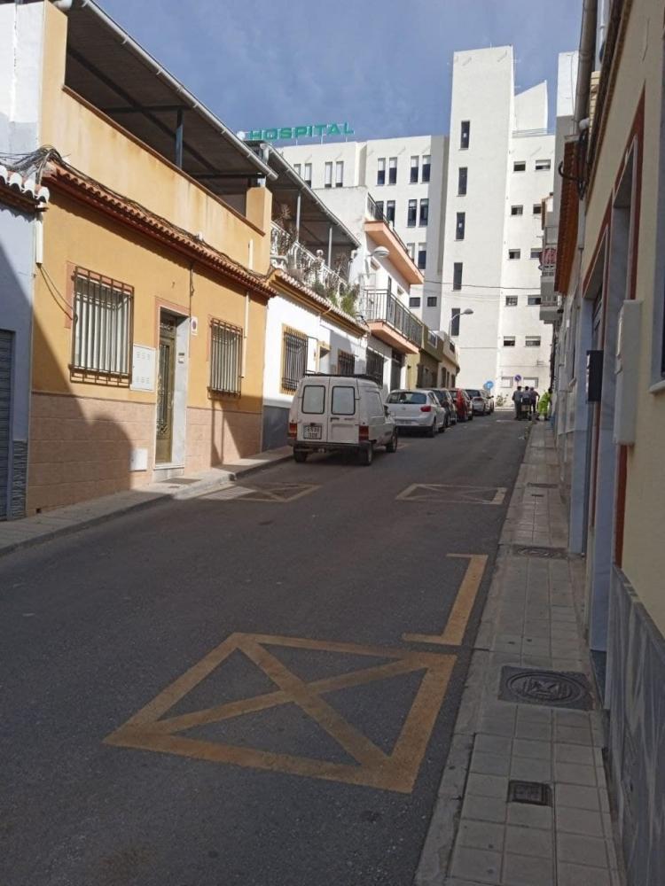 Imagen de la calle Ambrosio Morales de Motril.