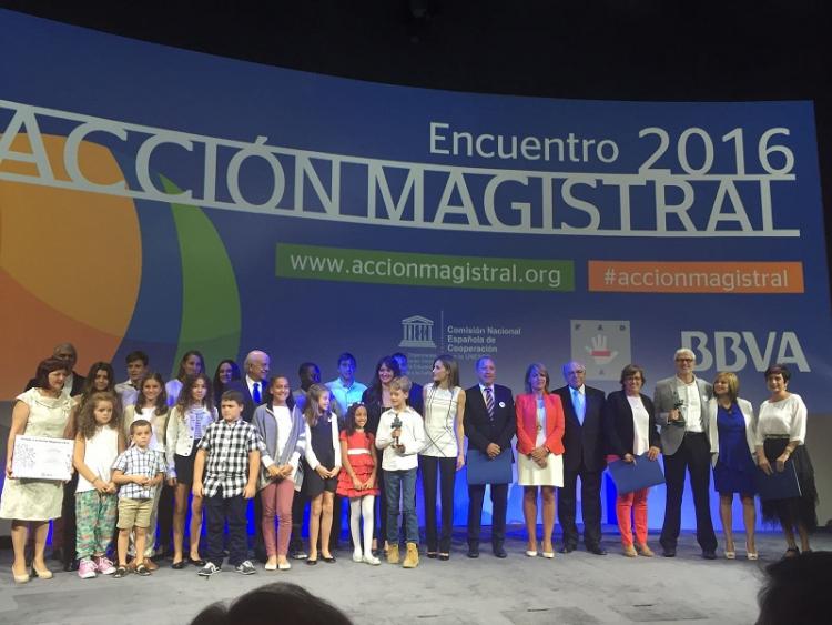 Foto de familia de la entrega de los premios este viernes en Madrid.