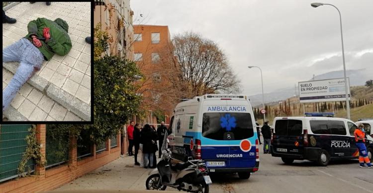 Calle Matilde Cantos, donde ha ocurrido el crimen machista, con las dotaciones policiales. En el recuadro de la izquierda, el autor del crimen tras ser detenido.