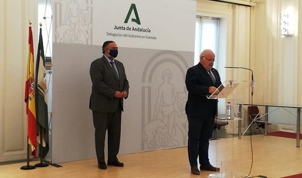 Jesús Aguirre con Pablo García, en una comparecencia en Granada.