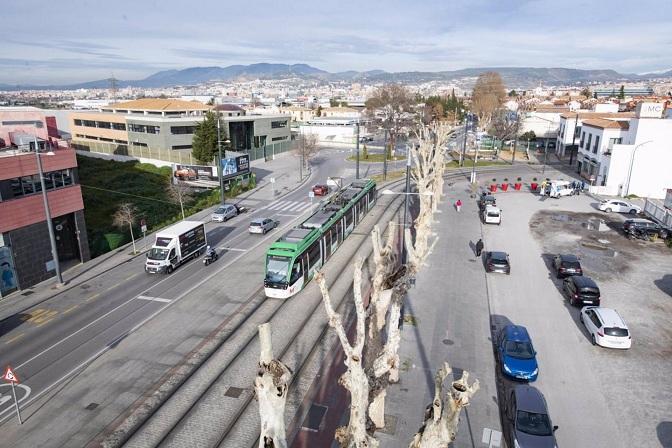 Vista de la Avenida Fernando de los Ríos en Armilla. 