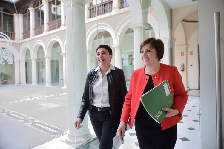 Sandra García y Mariela Fernández-Bermejo.