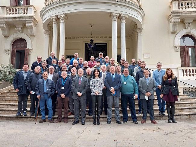 El Gobierno reconoce el trabajo altruista de los voluntarios de la red Remer en Granada.