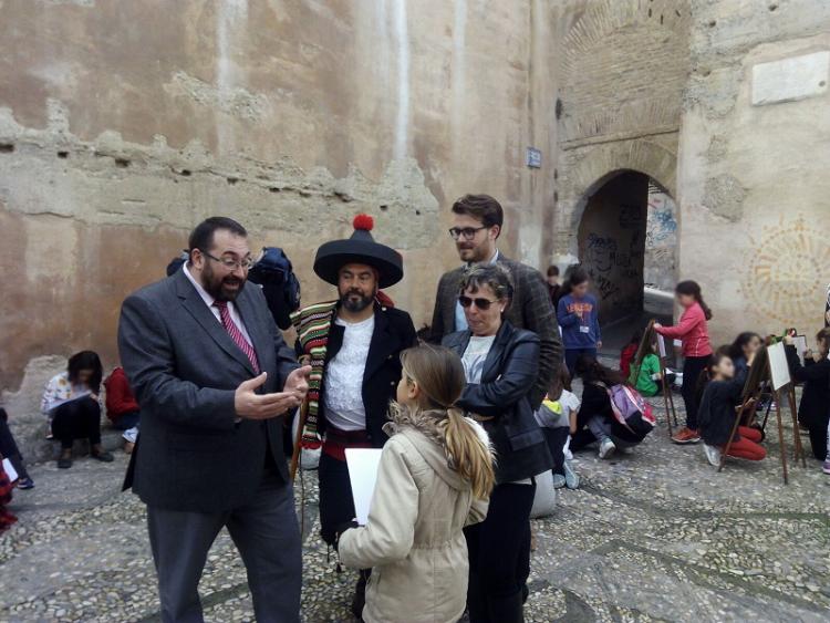 La actividad se ha desarrollado junto al Arco de las Pesas.