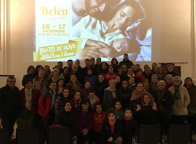 Grupo que protagonizará el belén viviente de Huétor Tájar Grupo que protagonizará el belén viviente de Huétor Tájar.