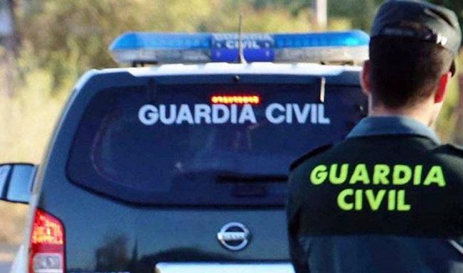 El Sereim de la Guardia Civil rescató el cuerpo del tractorista. 