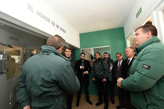 El secretario de Estado de Seguridad ha visitado el cuartel de la Guardia Civil de Sierra Nevada.