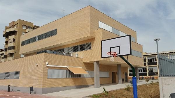 IES Politécnico Hermenegildo Lanz.