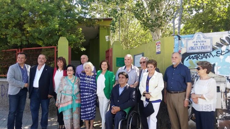 Marina Martínez, fundadora de Autismo Granada, ha recibido este sábado un homenaje. Marina Martínez, fundadora de Autismo Granada, ha recibido este sábado un homenaje.