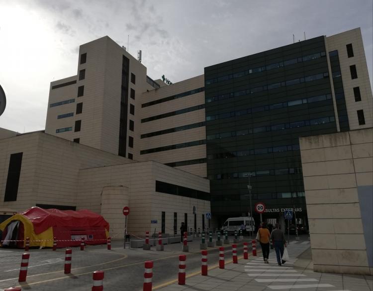 Hospital San Cecilio. Hospital San Cecilio.