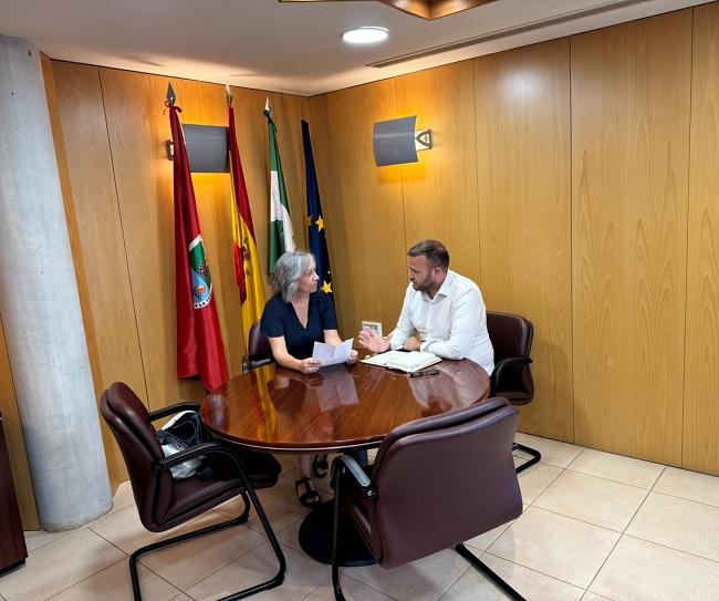 Alejandro García con Montse Pérez.