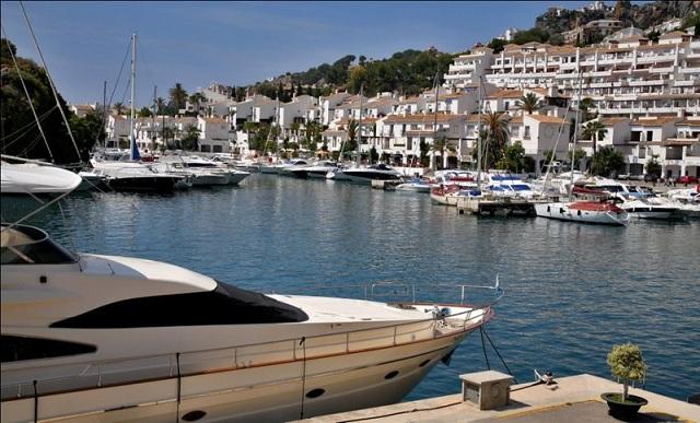 Vista del puerto de Marina del Este. 