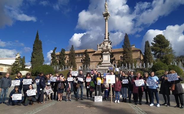 Concentración en los Jardines del Triunfo.