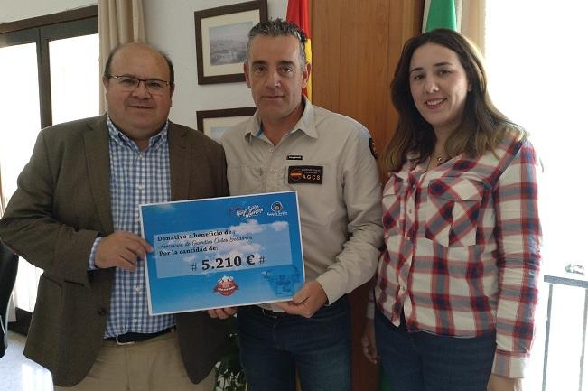 Entrega de la recaudación de la Fiesta de la Asadura Entrega de la recaudación de la Fiesta de la Asadura.