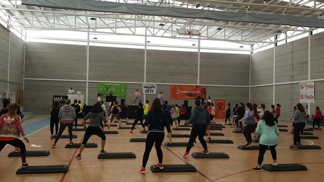 Abrumadora presencia femenina en las sesiones de fitness.