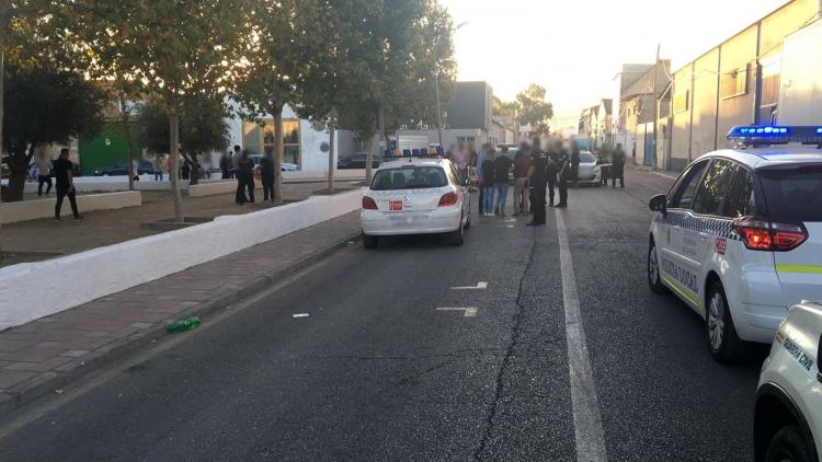 Intervención policial en Churriana ya en la mañana del sábado.