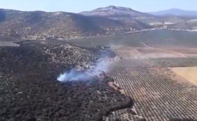 Imagen aérea del punto donde se encuentra el fuego. 