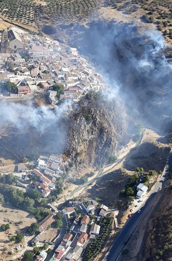 Zona en la que se ha declarado el incendio en Iznalloz.