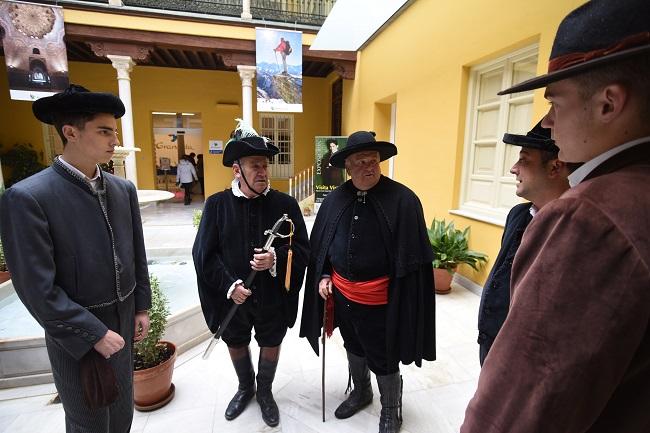 Participantes en la fiesta de los Santos Inocentes de Lecrín.