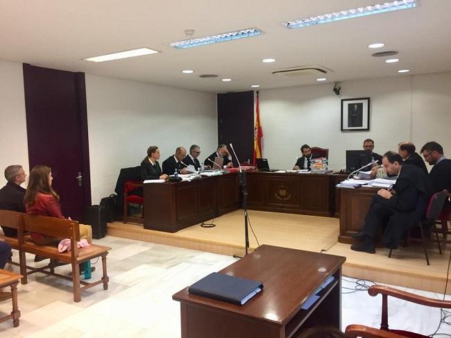 Imagen de una de las sesiones del juicio. Imagen de una de las sesiones del juicio.