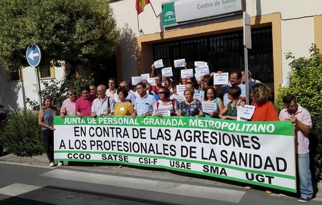 Concentración de repulsa este viernes en Santa Fe Concentración de repulsa este viernes en Santa Fe.