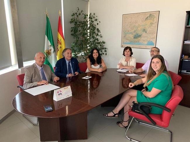 Reunión de la alcaldesa con el delegado de Salud.