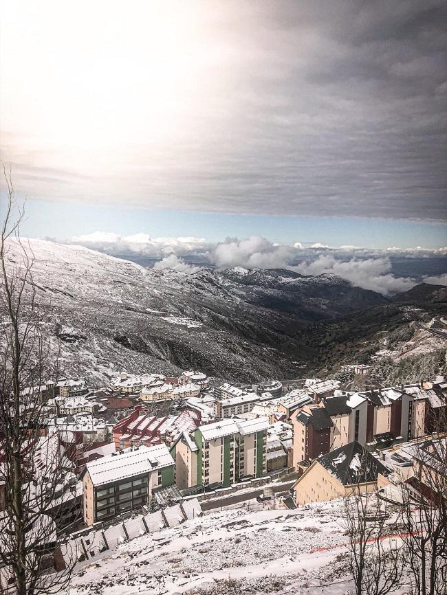 Espectacular imagen que nos deja este primer sábado de primavera. Espectacular imagen que nos deja este primer sábado de primavera.