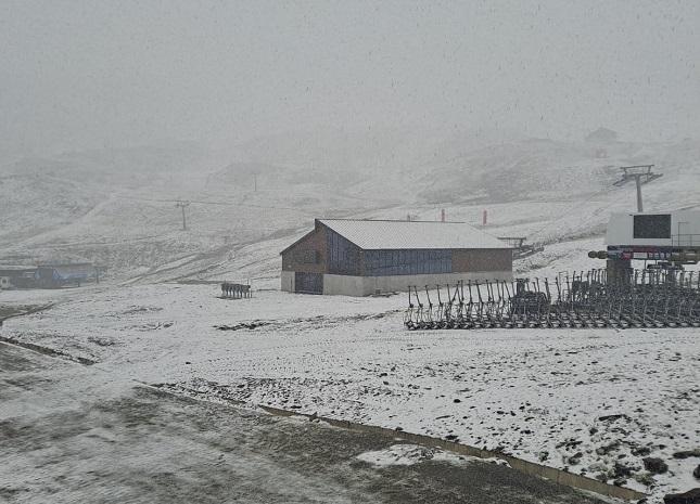 La estación de Sierra Nevada, esta mañana.