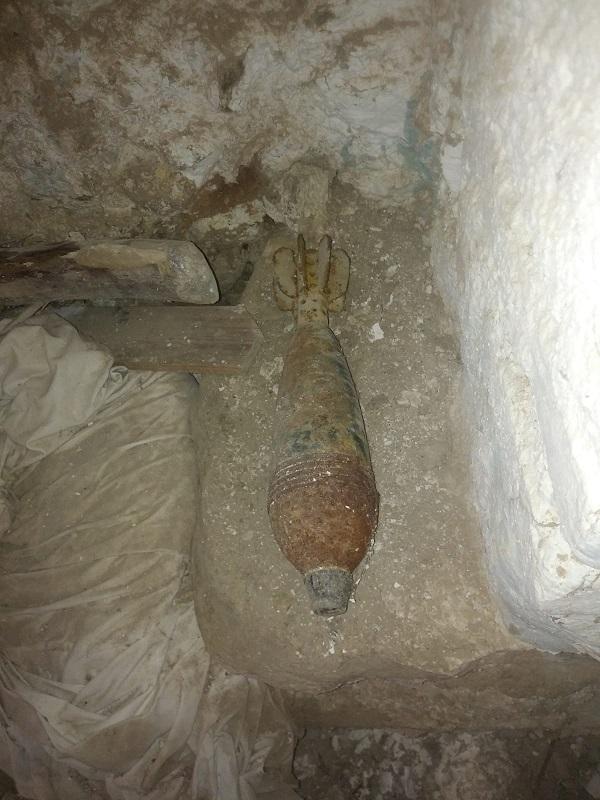 El obús fue encontrado en un desescombro. El obús fue encontrado en un desescombro.