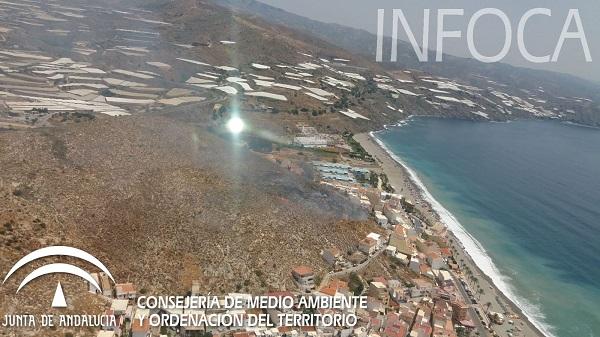 Imagen distribuida por el Infoca del lugar del incendio.