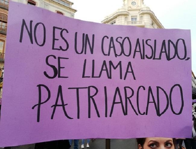 Detalle de un cartel en una manifestación feminista de Granada. 