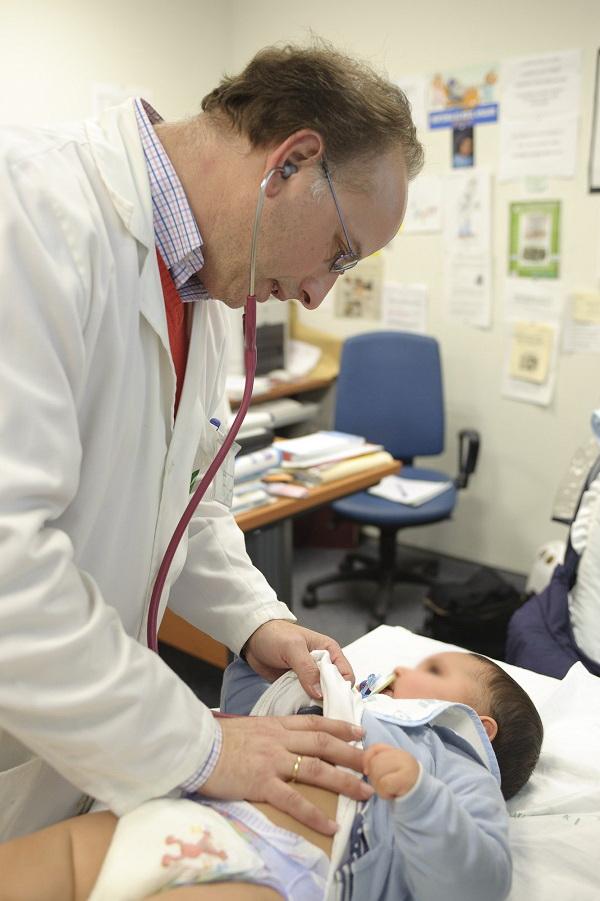 Consulta de Pediatría. Consulta de Pediatría.