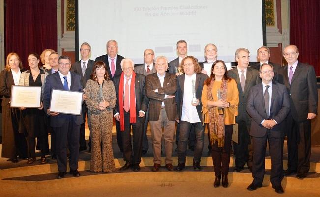 Foto de familia de los premiados en el Ateneo de Madrid. 