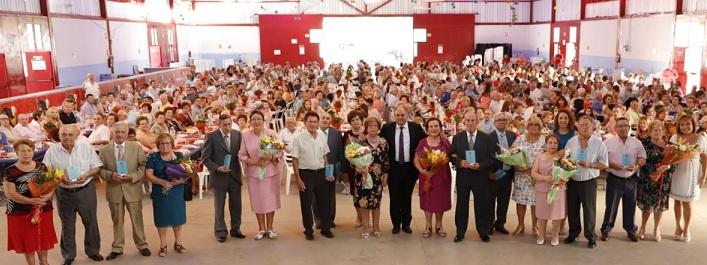 Acto de homenaje a las parejas hueteñas Acto de homenaje a las parejas hueteñas.