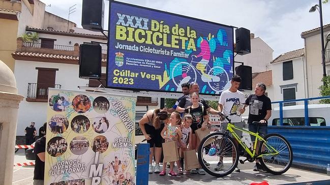 Entrega de premios en el Día de la Bicicleta. 