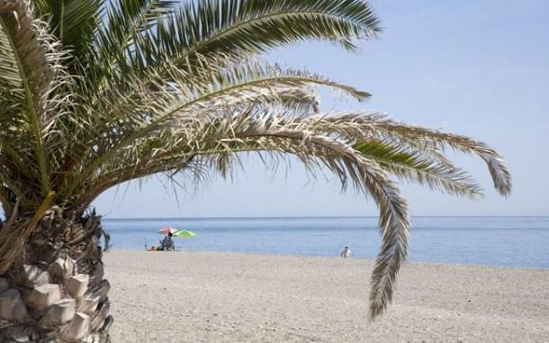 Playa de Carchuna en una imagen de archivo.