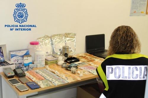 Imagen de la operación policial. Imagen de la operación policial.
