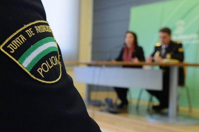 La Policía Autonómica ha recibido una mención en las Banderas de Andalucía por sus 25 años. La Policía Autonómica ha recibido una mención en las Banderas de Andalucía por sus 25 años.
