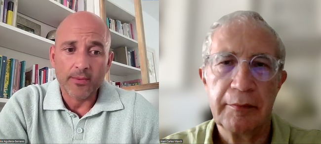 Un momento de la relevante conversación de Carlos Aguilera con Joan Carles March.
