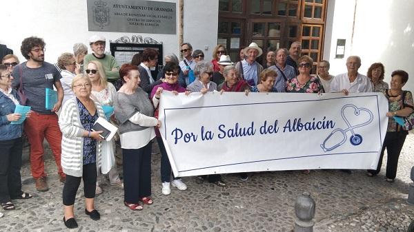 Movilización de este miércoles en defensa del centro.