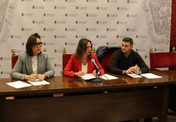 Miembros del PP, en rueda de prensa. 