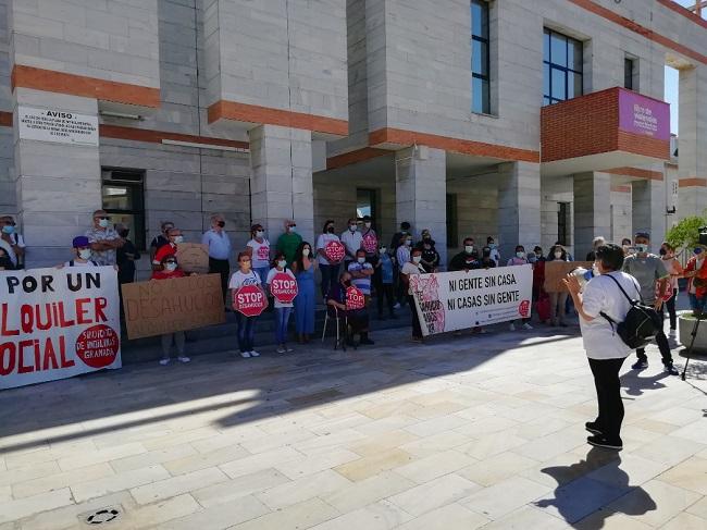 Concentración de Stop Desahucios Granada 15M.