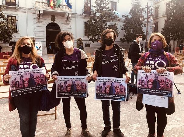 Representantes del movimiento feminista granadino, este viernes en rueda de prensa.