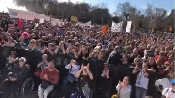 Protesta en Sevilla este domingo.