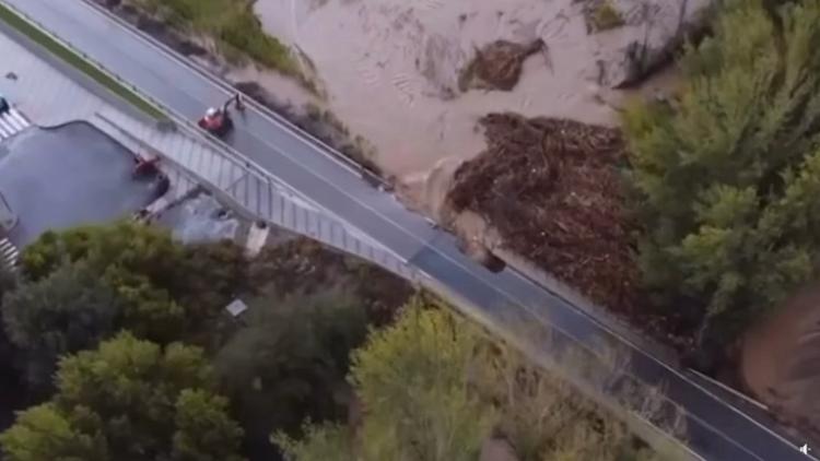 Destrozo causado por la DANA en el puente de Benalúa con Bejarín.