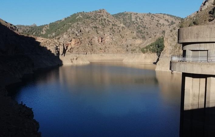 Embalse de Quéntar, cuando estaba al 47%. Ahora está al 80% de su capacidad. 