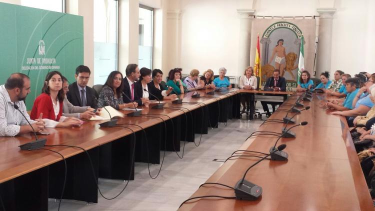 La Junta reunió al gobierno local y a los grupos municipales para desbloquear el proyecto.