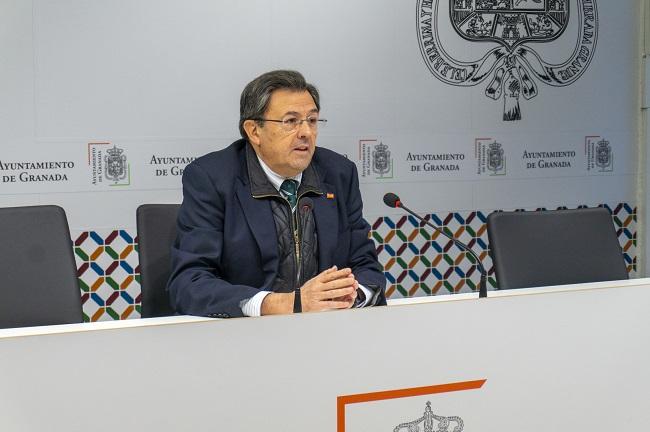 El concejal del PP en el Ayuntamiento de Granada Carlos Ruiz Cosano. 