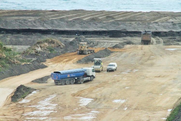 Ecologistas en Acción cuestiona la actuación urbanística en el TH-1 de Salobreña. Ecologistas en Acción cuestiona la actuación urbanística en el TH-1 de Salobreña.