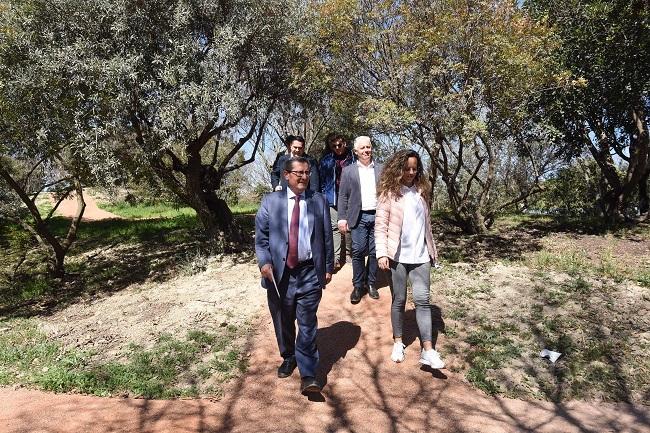 José Entrena y Patricia Carrasco, en la visita al parque. 